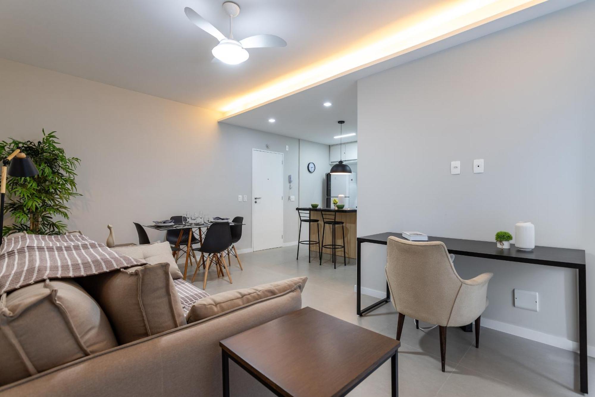 Apartamento A 9 Minutos Da De Botafogo, Com Varanda - Mrf1307 *