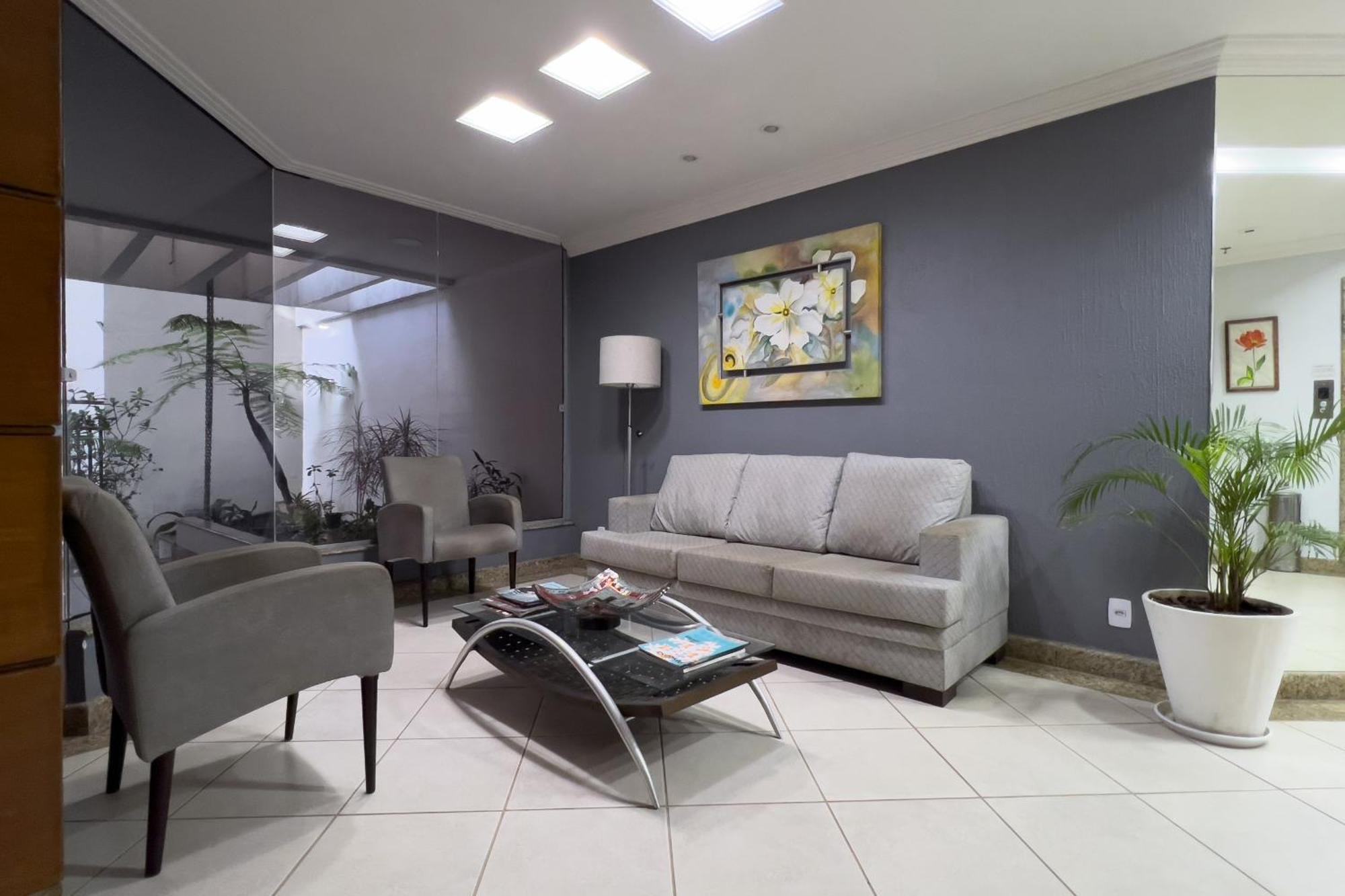 Apartamento A 9 Minutos Da De Botafogo, Com Varanda - Mrf1307 *